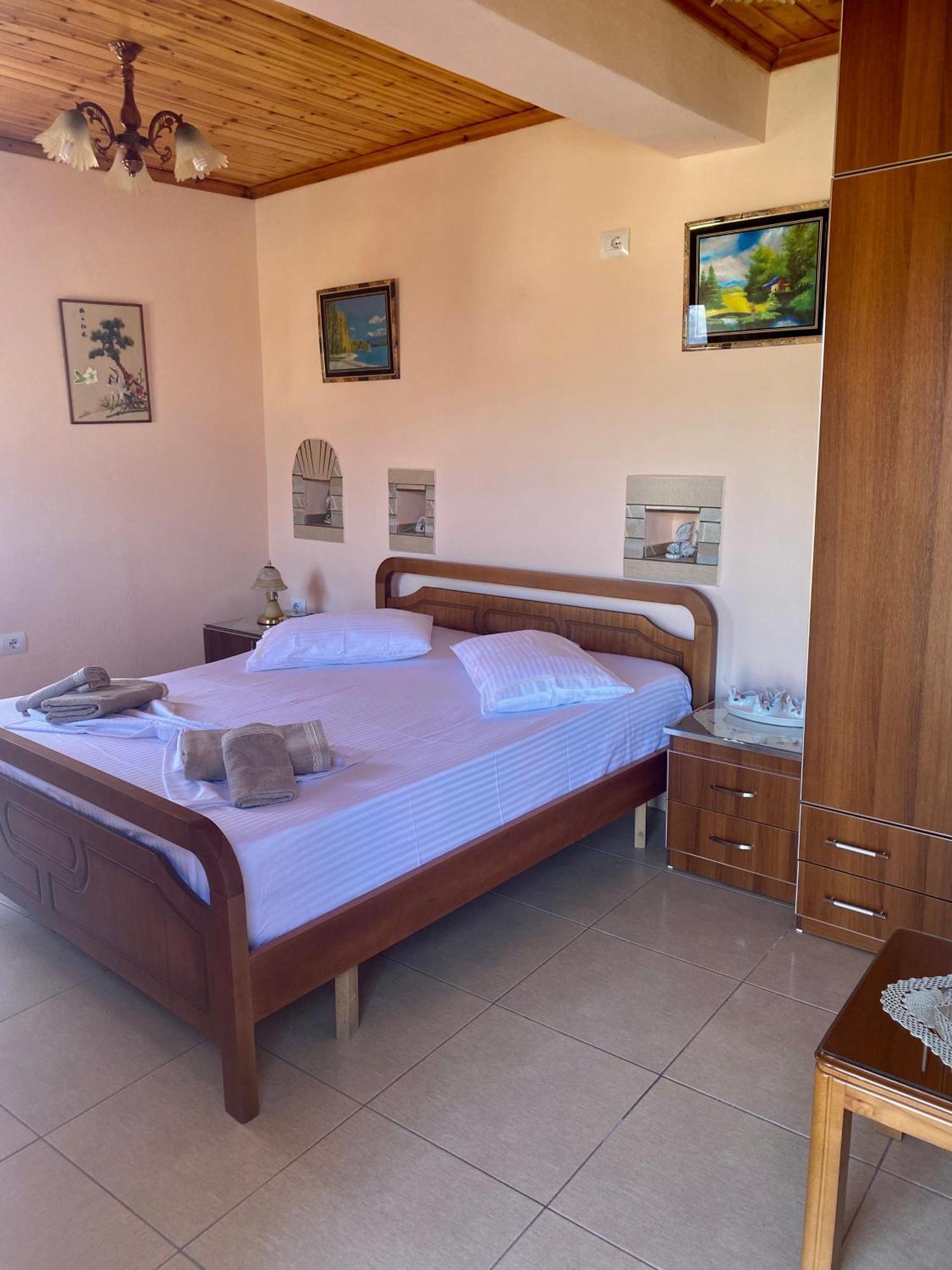 Panoramic View Guest House Gjirokaster Luaran gambar