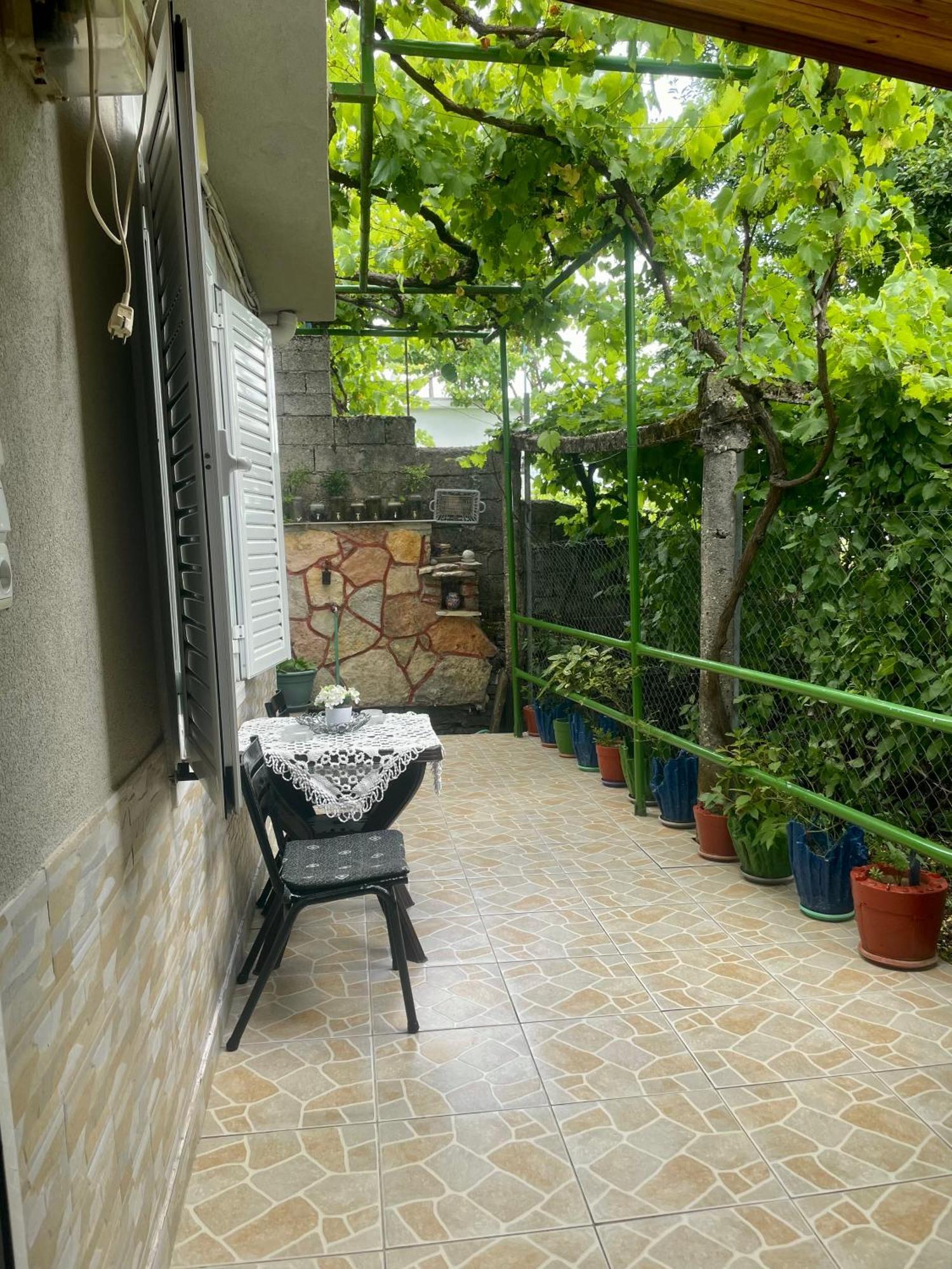 Panoramic View Guest House Gjirokaster Luaran gambar