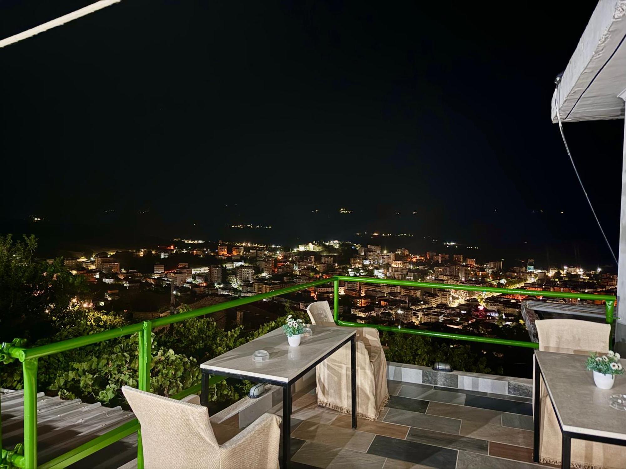 Panoramic View Guest House Gjirokaster Luaran gambar