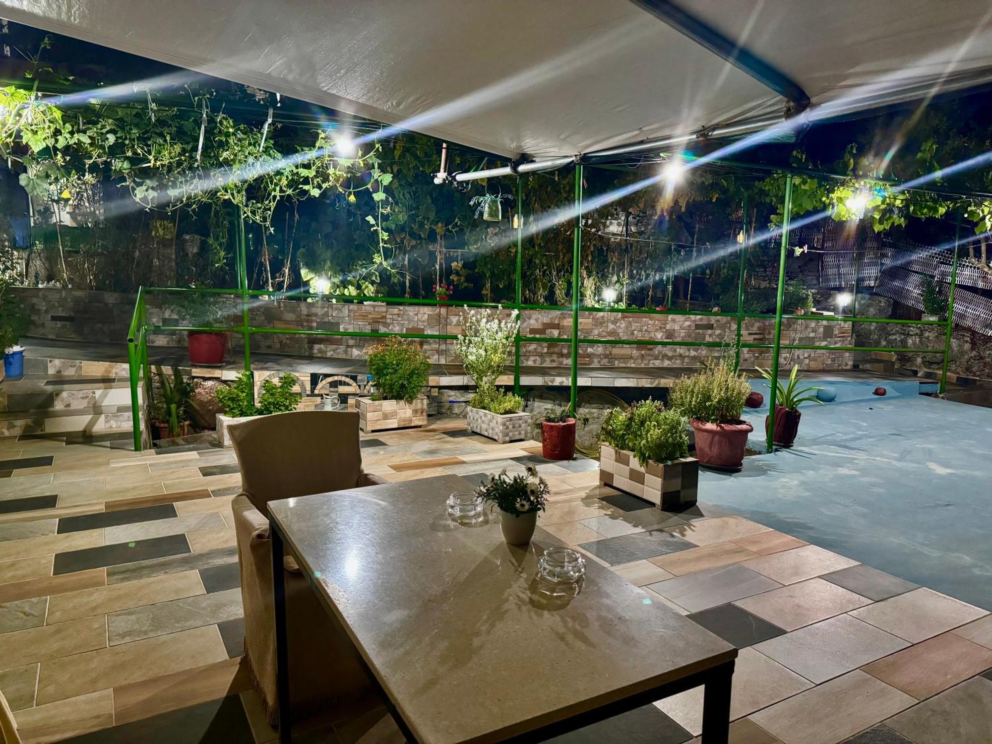 Panoramic View Guest House Gjirokaster Luaran gambar